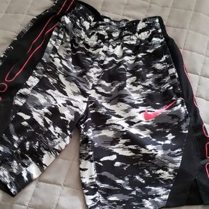 Nike dri fit basketball shorts